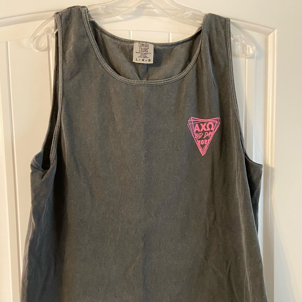 University of Arkansas Alpha Chi Omega tshirt